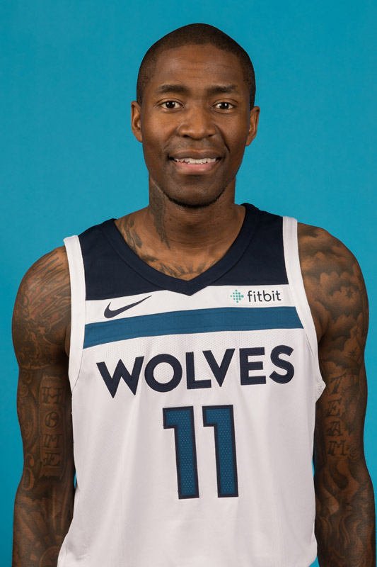 回家带娃保罗与儿子一起训练&还玩空接 CP4身穿马刺训练服（保罗回家陪娃，携子合练上演空接，CP4穿马刺训练服）