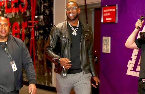 雷迪克：斯玛特防守端的拼劲和投入度做到了极致（雷迪克称斯玛特防守端的拼劲与投入已达巅峰）