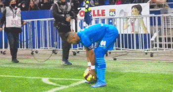 前12居然没有罗哥的名场面，按理来说哪怕硬投，凭...（前12竟无罗哥高光，按理说就算硬投也该占一席）