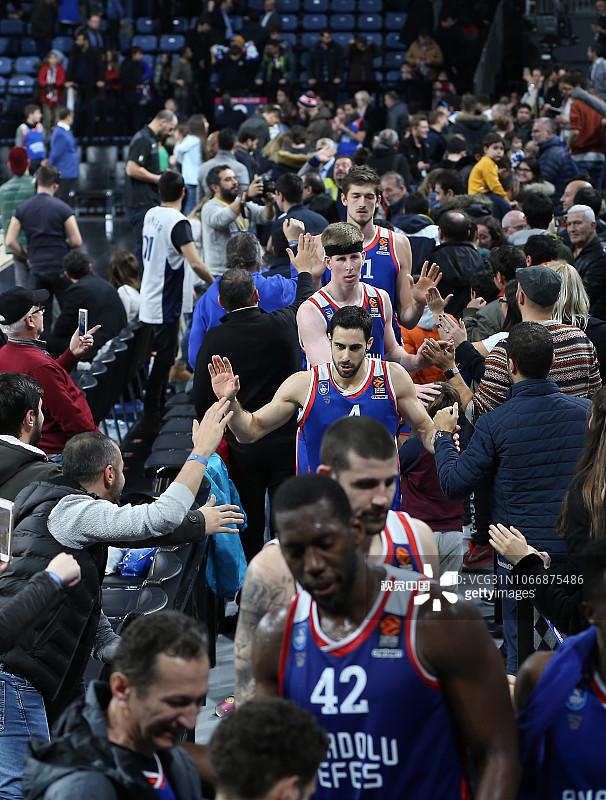 利物浦队内有高人 一石二鸟赶走萨拉赫斯洛特（利物浦藏高手，一箭双雕送走萨拉赫与斯洛特）