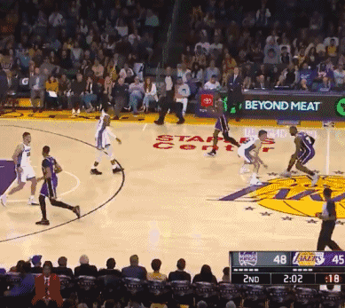 那不勒斯经历10轮点球晋级意杯8强，孔蒂：我们更配得上晋级（点球大战鏖战10轮，那不勒斯挺进意杯八强；孔蒂：这次晋级当之无愧）