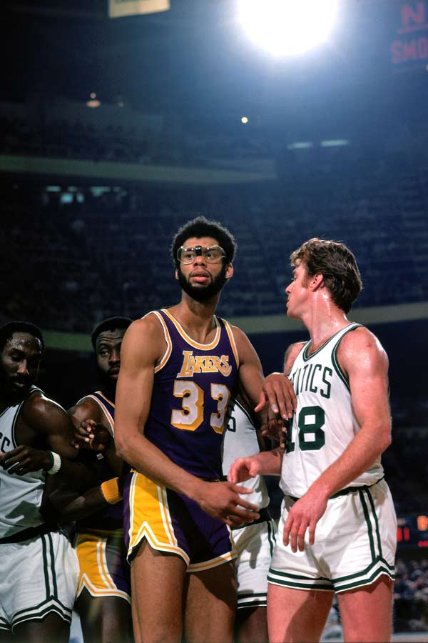 官方：川崎前锋正式签下福冈黄蜂攻击手绀野和也（官宣：川崎前锋从福冈黄蜂引进攻击手绀野和也）