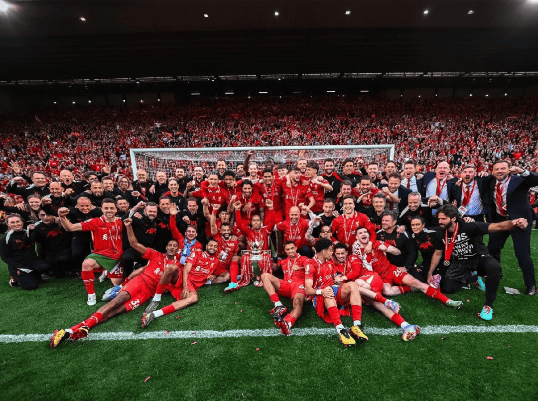 意天空预测那不勒斯战亚特兰大首发：变阵343，霍伊伦突前（意天空：那不勒斯对阵亚特兰大预计首发出炉，改用3-4-3阵型，霍伊伦领衔锋线）