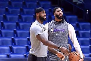 奎因成为鹈鹕队史第二位单节砍20分+5助攻的球员（奎因成鹈鹕史上第二位单节砍下20分并送出5次助攻的球员）