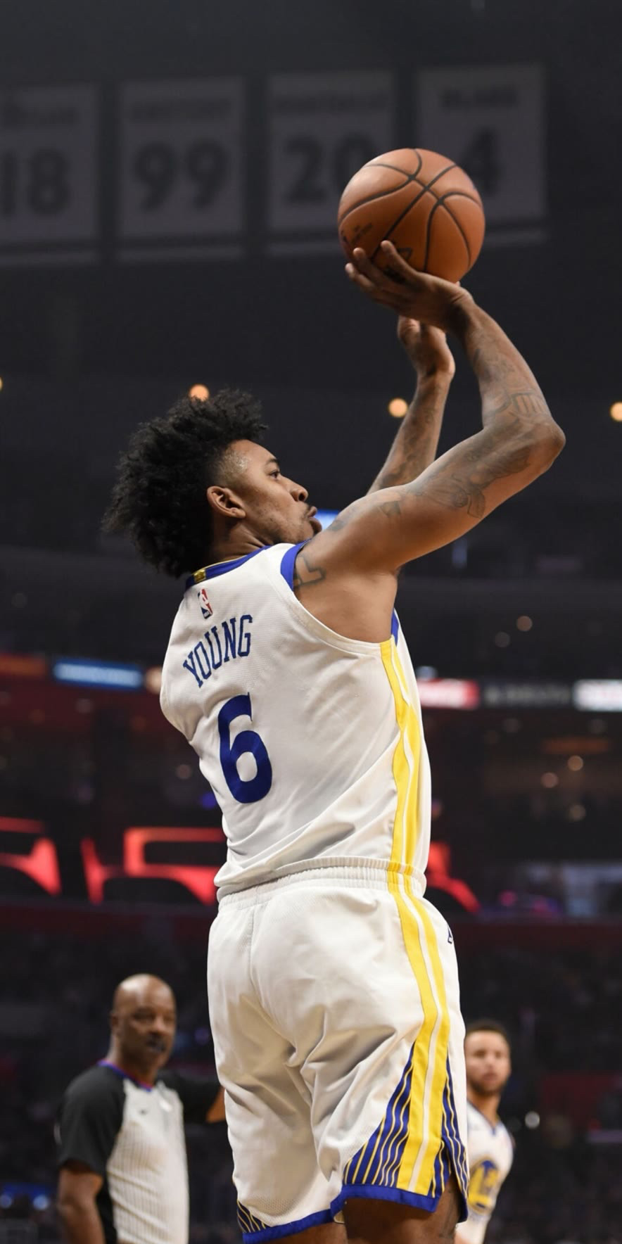 前辈认可！帕里什发文祝贺詹姆斯：纪录就是用来打破的（名宿致贺！帕里什发声称赞詹姆斯：纪录注定要被打破）