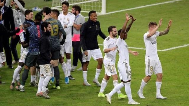 西甲焦点战：皇家奥维耶多步步紧逼马略卡，赛季前景扑朔迷离（西甲重磅对决：奥维耶多紧咬马略卡，赛季前景悬念陡增）