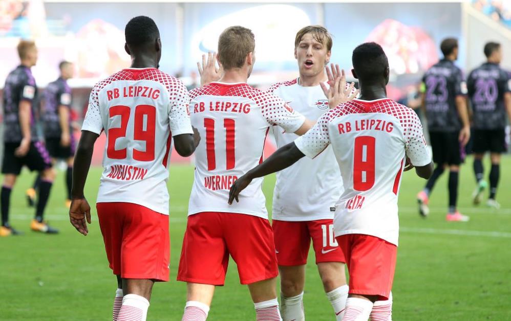 官方：日本前国脚千叶和彦将在本赛季结束后离开新潟天鹅（官宣：前日本国脚千叶和彦赛季末将告别新潟天鹅）