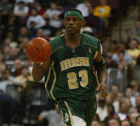 国内首个残疾人铁人三项赛事开赛，134名运动员角逐19金（中国首届残疾人铁人三项揭幕，134名选手争夺19枚金牌）