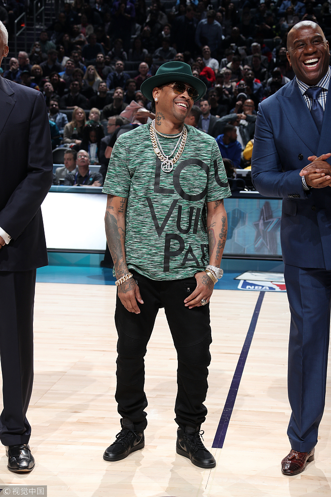 一场0-1爆出大冷门，意甲领头羊倒下，惨遭淘汰，萨里神换人（0-1爆冷！意甲领头羊出局，萨里妙手换人奏效）