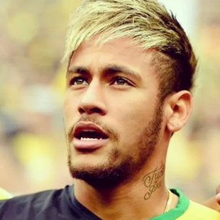 皇马电视台炮轰裁判：未给维尼点球简直是丑闻，太明目张胆了（皇马电视台怒批裁判：维尼修斯明显点球被漏判，简直就是丑闻）