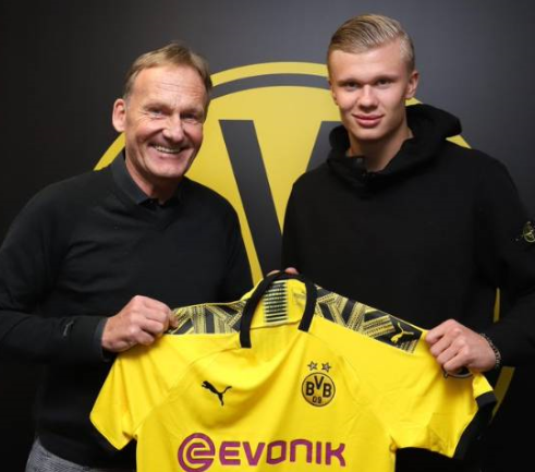 球迷协会发布观赛指南，国安官方提醒：配合管理，展文明风采（球迷协会发布观赛指引，国安俱乐部呼吁：配合管理，文明观赛）