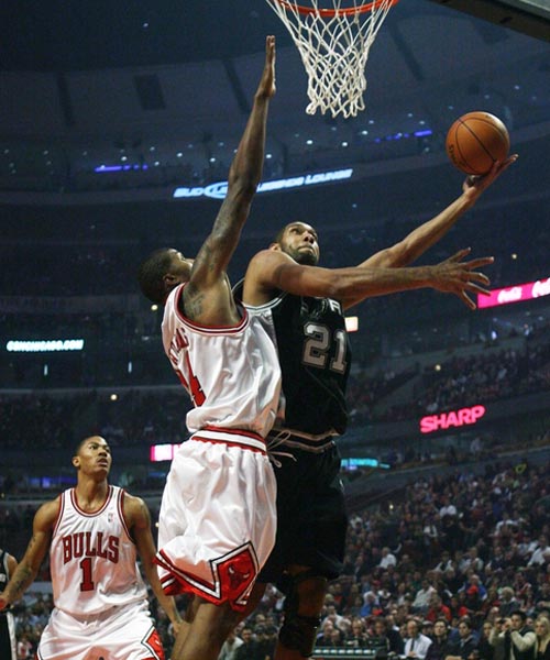 尹鸿博：明天是我生涯最后一场中超，因伤不得不做出退役选择（尹鸿博宣布因伤退役：明日将出战生涯最后一场中超）