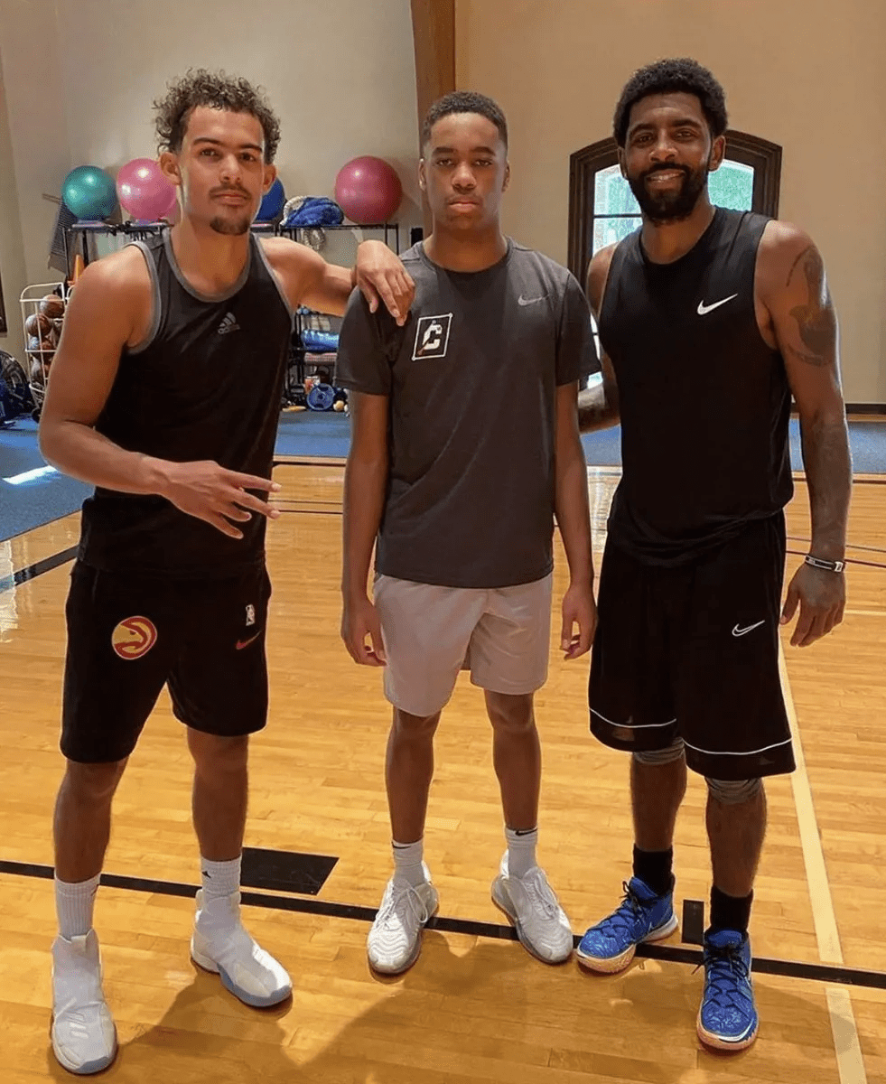 格瓦迪奥尔：我自己一个人住在曼市，足球对我来说就是一切（格瓦迪奥尔：独居曼彻斯特，足球是我生命的全部）