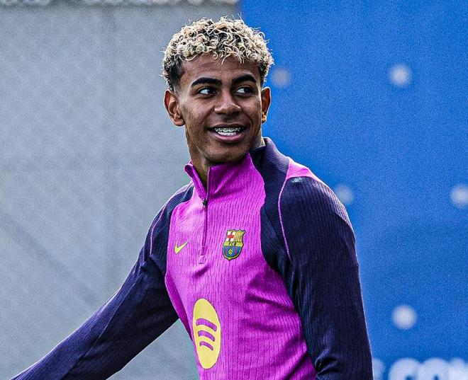 跟队记者：阿莱格里明确要求冬窗买前锋；米兰没考虑齐尔克泽（随队记者：阿莱格里要求冬窗引进前锋，米兰暂未考虑齐尔克泽）