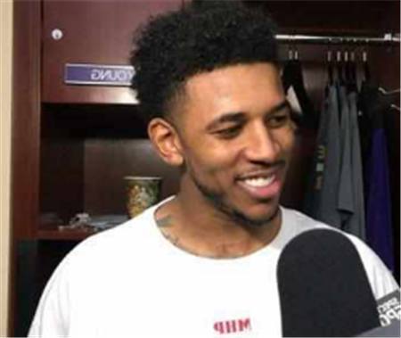 柔佛主帅：球员们在与申花的比赛中表现非常出色，我非常满意（柔佛主帅：对阵申花，球员发挥亮眼，我十分满意）