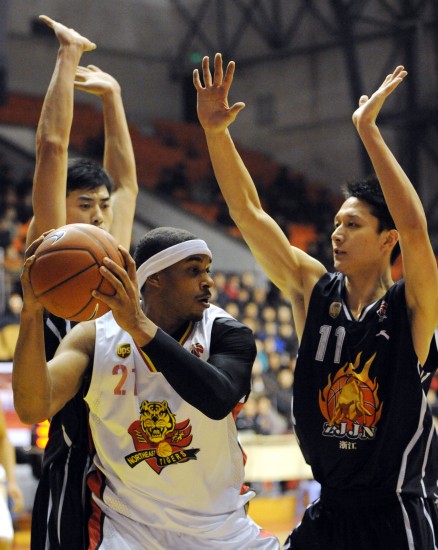 里程碑，费兰-托雷斯俱乐部+国家队生涯已打入100球（费兰-托雷斯达成生涯百球里程碑：俱乐部与国家队合计100球）